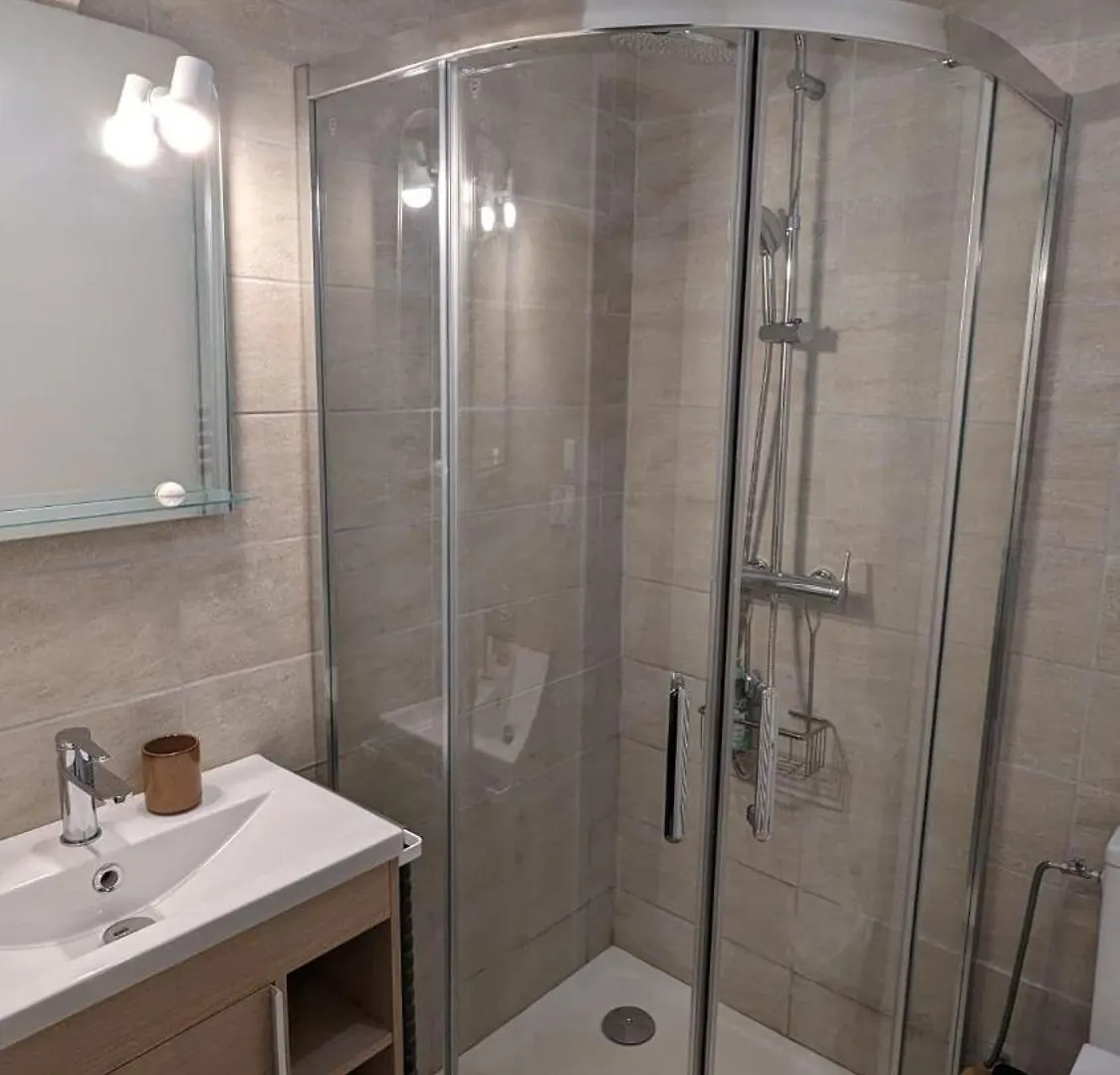Studio Cosy Neuf Calme -Parking Terrasse Privee Piscine 5Mn Gare Tgv Aix Et Za Aix La Duranne 15 Mn Aeroport Marseille Cabries